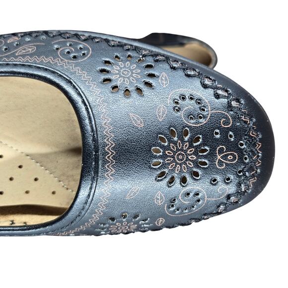 Black Leather Laser Cut Perforated Ballet Flats Size 9 - Picture 5 of 10